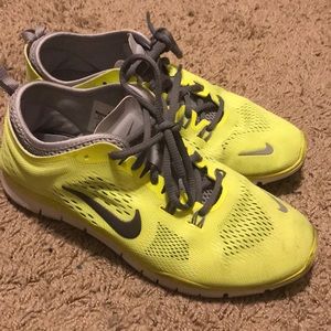 Nike Free 5.0 Yellow Sneakers